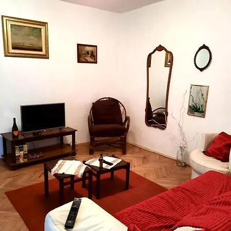 Villa Sunshine House